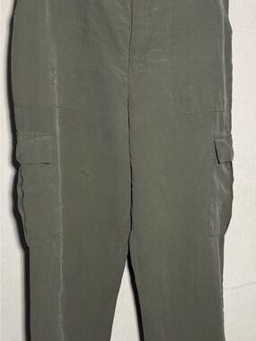 A New Day Olive Green Cargo Pants Women’s Size 10 High Rise Utility Straight Leg